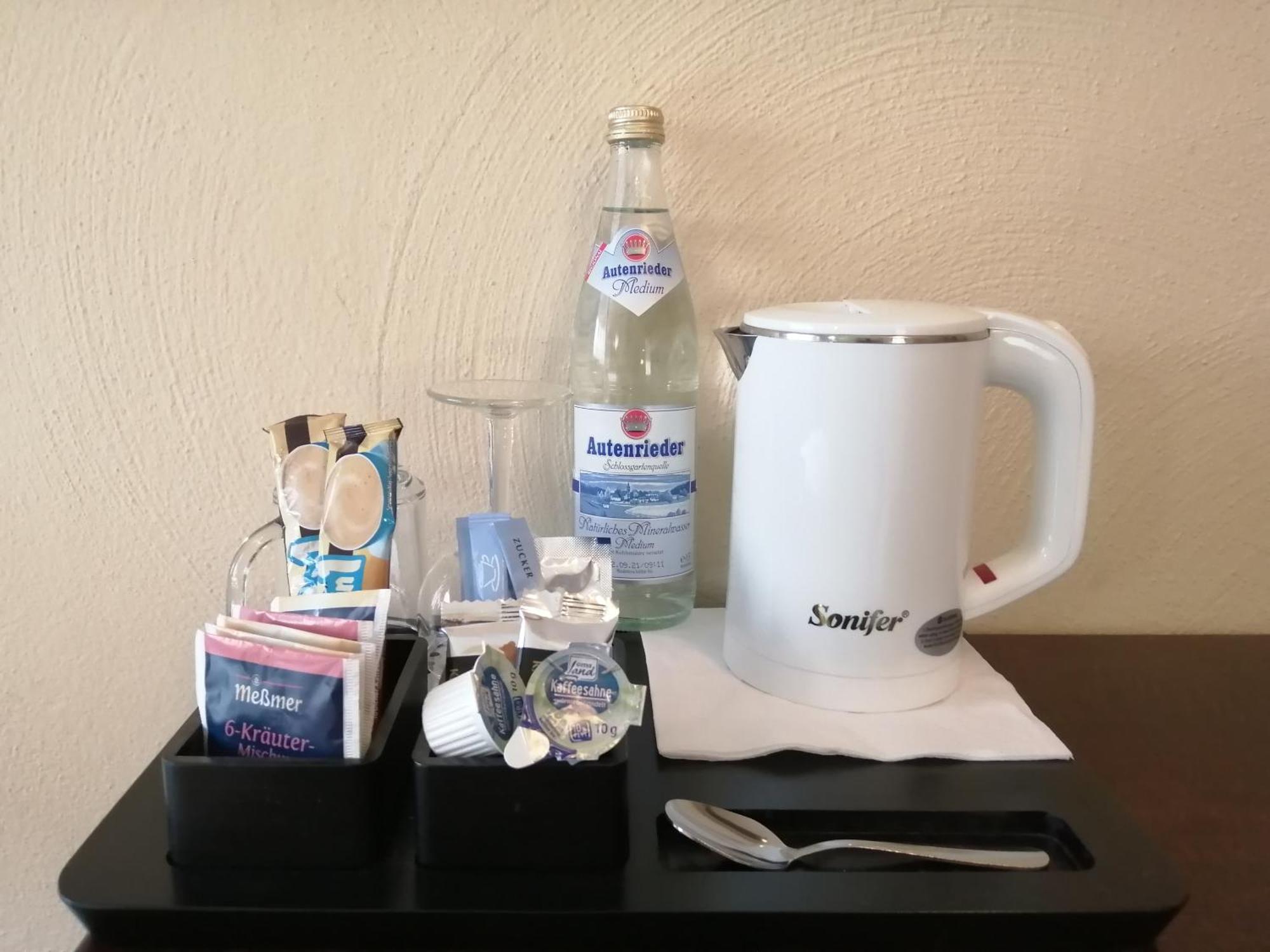 Hotel Augsburg Goldener Falke الغرفة الصورة